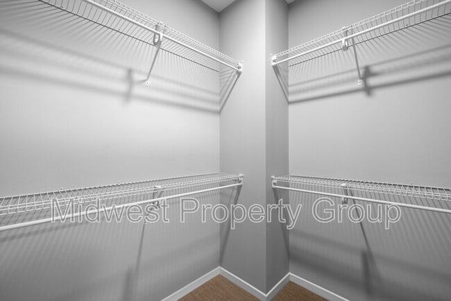 Building Photo - 4100 Lindell Blvd