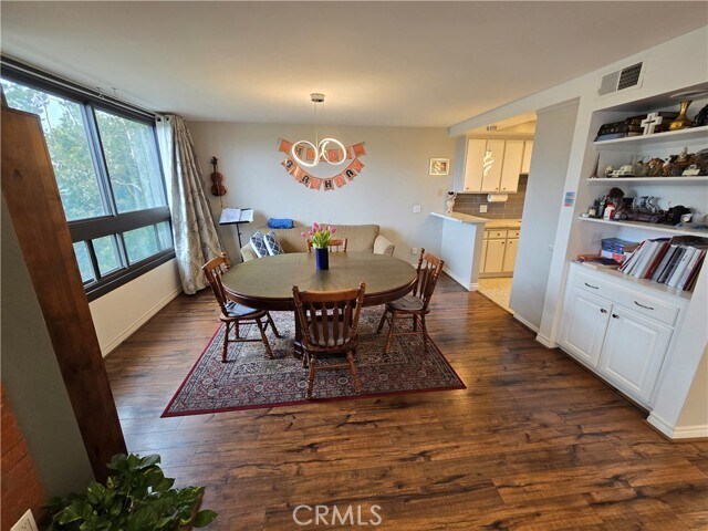 Building Photo - 8828 Pershing Dr