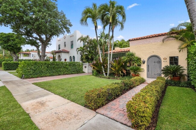 Building Photo - 605 Sunset Rd