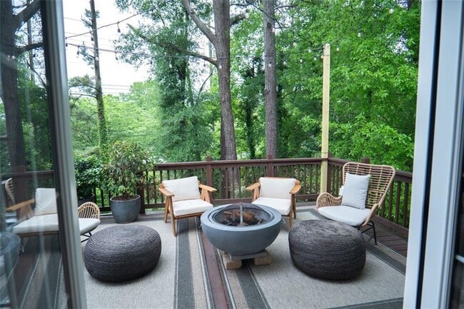 Building Photo - 3239 Mill Chase Cir SE