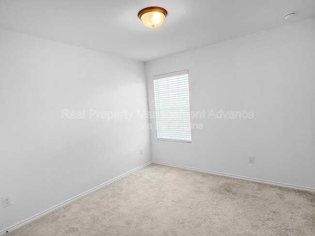 Building Photo - 846 Breakwater Dr