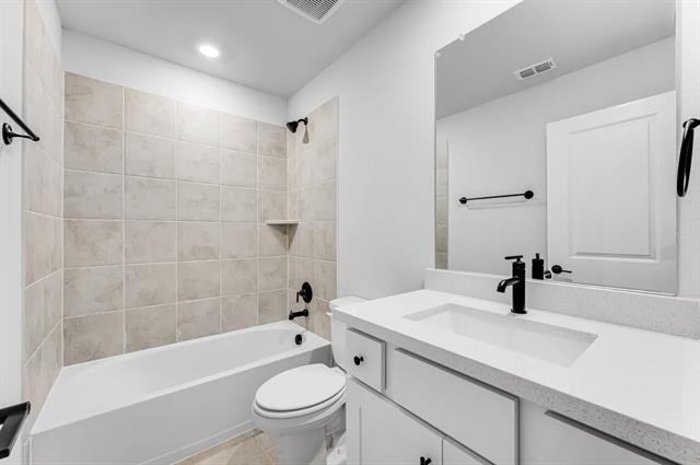 Building Photo - 1712 Goldenrod Dr