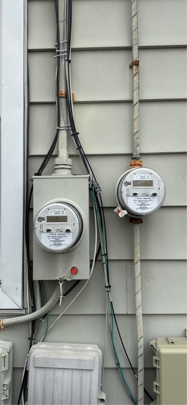 Building Photo - 127 E Pine St