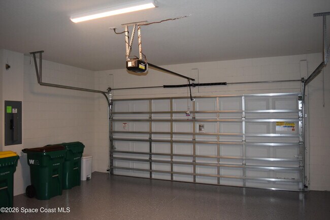 Building Photo - 5039 Sunnytime St