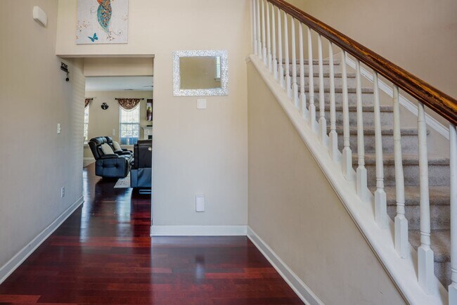Building Photo - 4 Bedroom Home in the Village at Rolesville