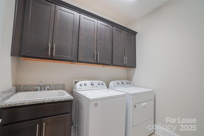 Building Photo - 20220 Shaffer Bach Ln