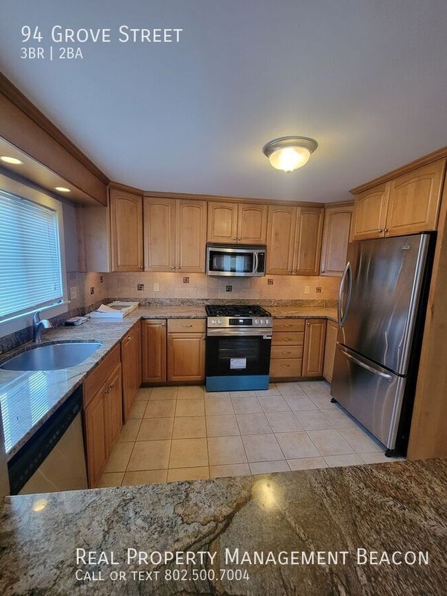 Building Photo - 94 Grove St