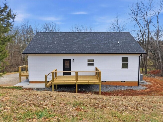 Building Photo - Dandridge -  New Construction