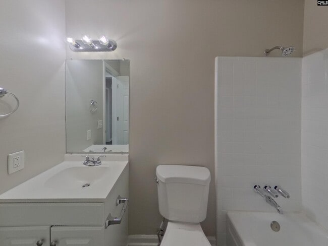 Building Photo - 2308 S Partridge Cir