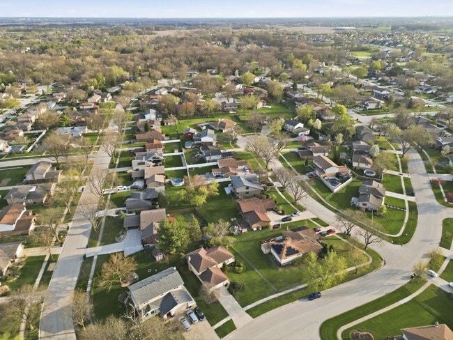 Building Photo - 14433 Mallard Dr