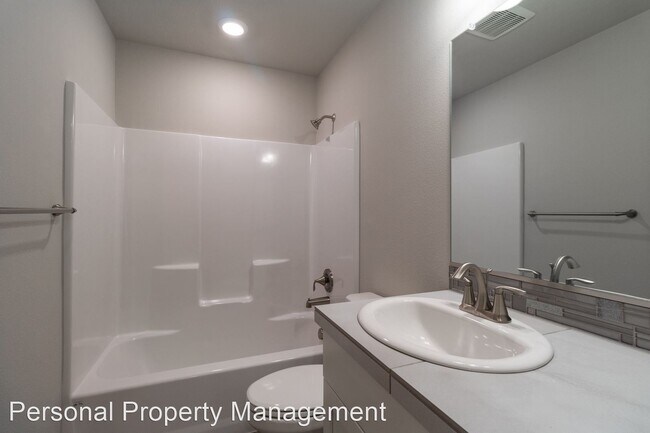 Building Photo - 3 br, 2.5 bath House - 4220 S Cloverhill Way
