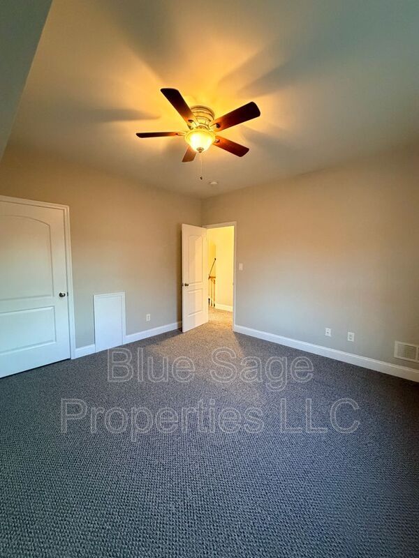 Building Photo - 432 E Baltimore Ave