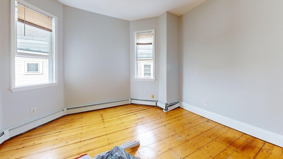 Building Photo - 171 Trenton St