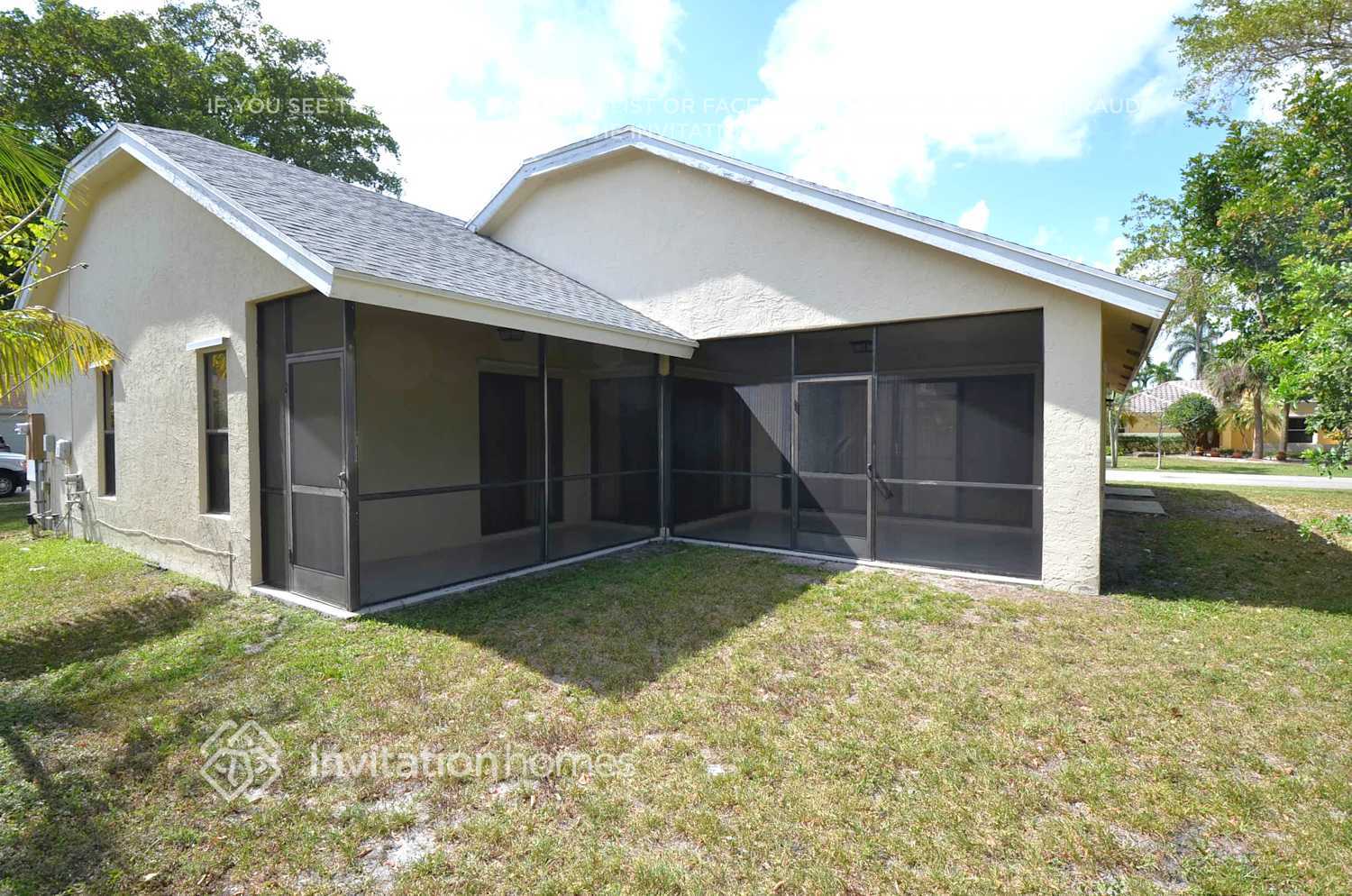 Building Photo - 5050 NW 44th Ave