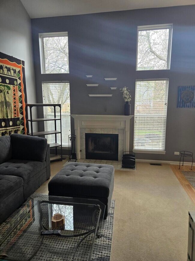 Building Photo - 1328 Shawford Way