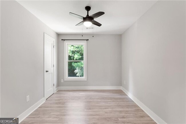 Building Photo - 2666 Davenport St