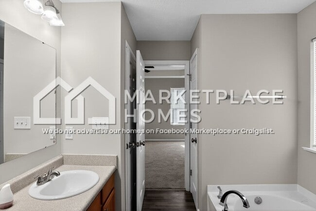 Building Photo - 10147 Morning Sun Ct