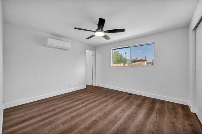 Building Photo - 785 Casazza Dr