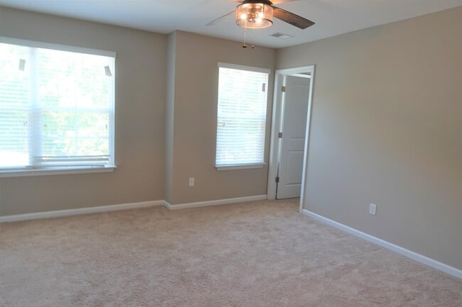 Building Photo - 344 Marble Ln