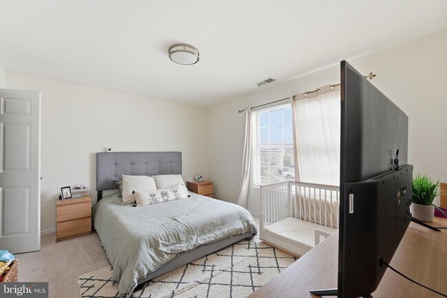 Building Photo - 8103 Lacy Dr