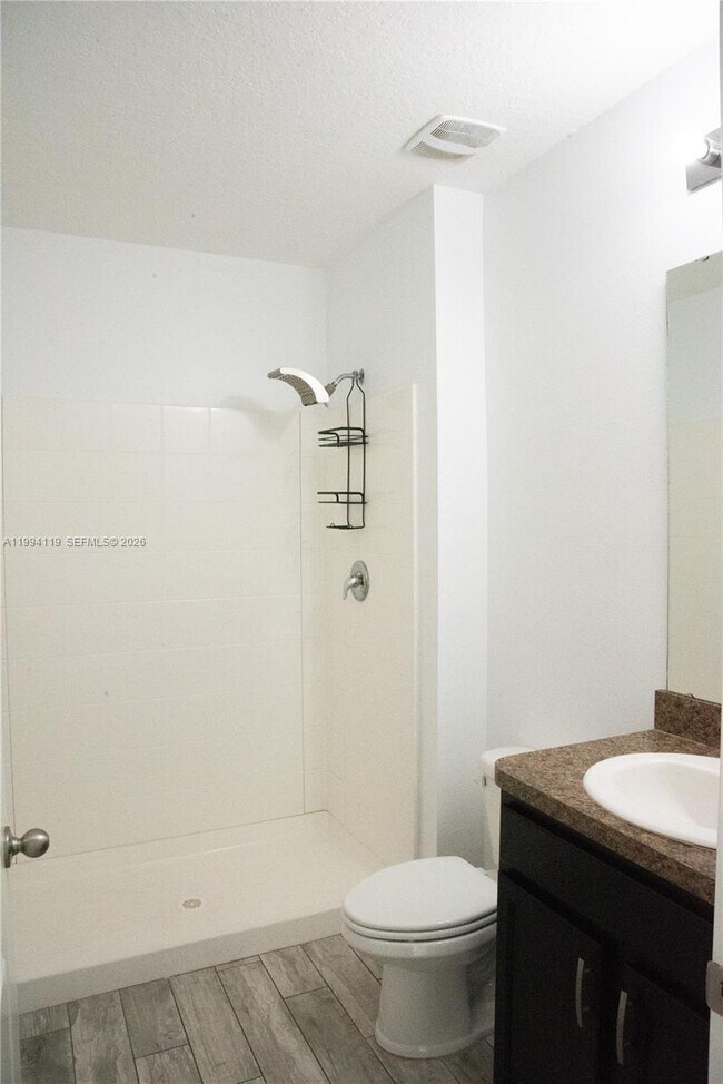 Building Photo - 105 Lacewing Pl