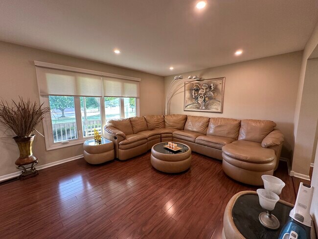 Building Photo - 19211 Brompton Ct