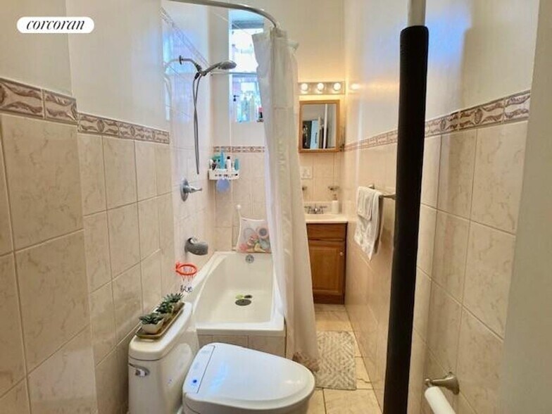 Building Photo - 276 Prospect Park W