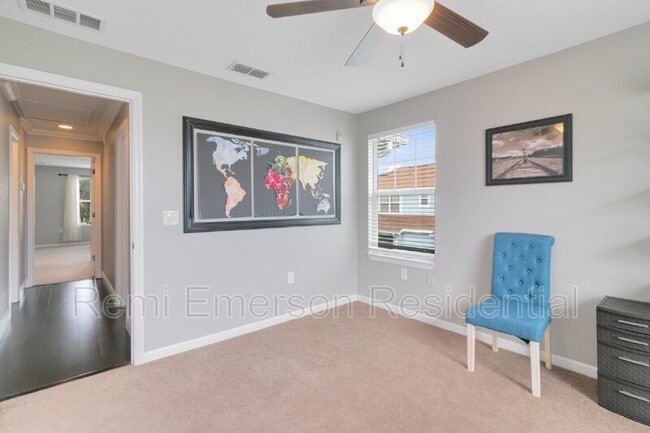 Building Photo - 5800 Lake Pointe Village Cir