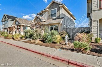 Building Photo - 4611 Graceful Ln