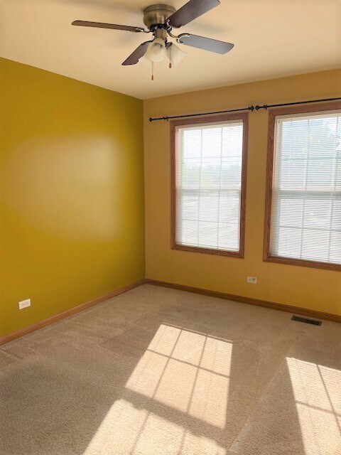Building Photo - 1556 Brittania Way