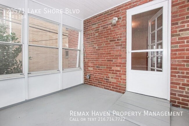Building Photo - 20571 Lakeshore Blvd