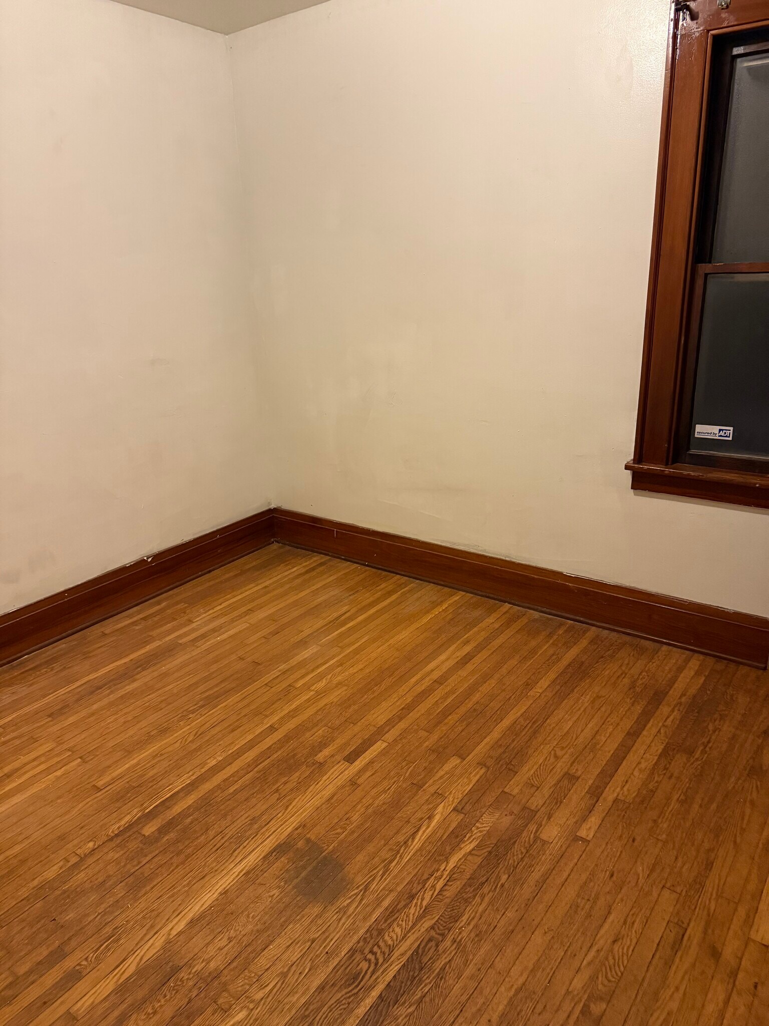 Building Photo - 470 Winspear Ave