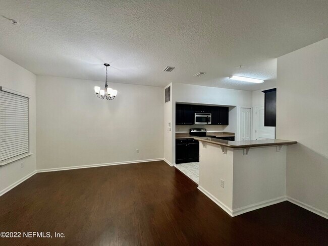 Building Photo - 4990 Key Lime Dr