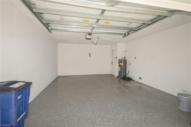 Building Photo - 2180 Leisure Ln