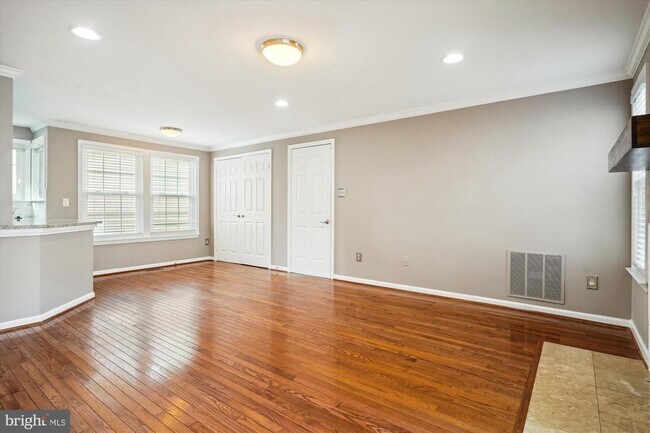 Building Photo - 7558 Cross Gate Ln