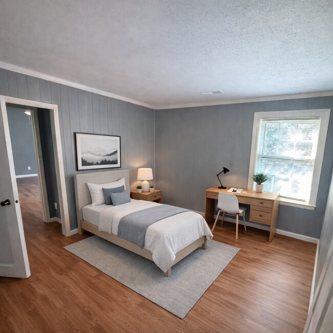 Building Photo - 293 W Waldorf Ave