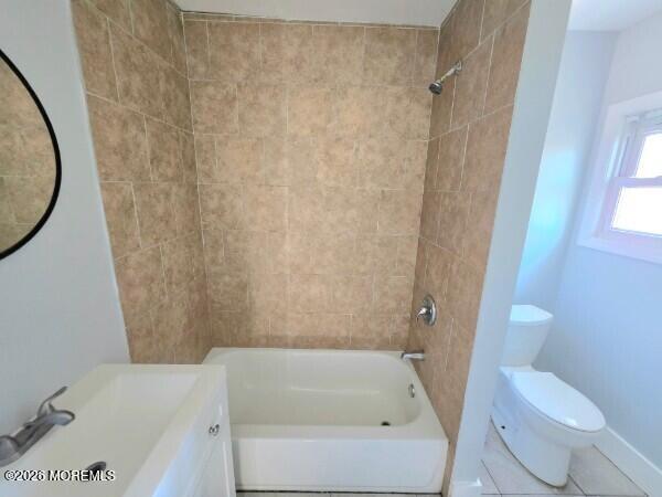 Building Photo - 1917 W Lake Ave