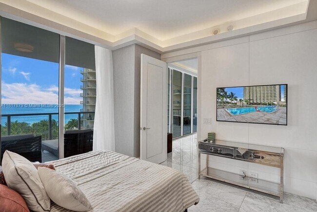 Building Photo - 9705 Collins Ave