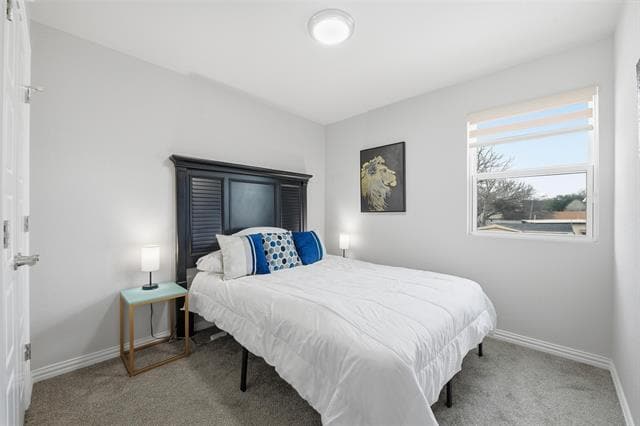 Building Photo - 933 River Rd