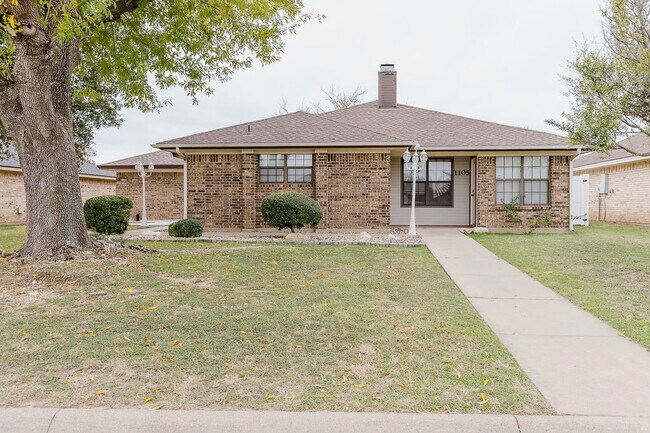 Building Photo - 1105 Gordon Blvd