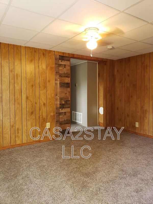 Building Photo - 720 Hardy Ave