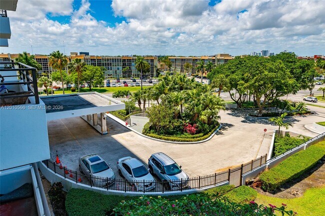 Building Photo - 600 Three Islands Boulevard