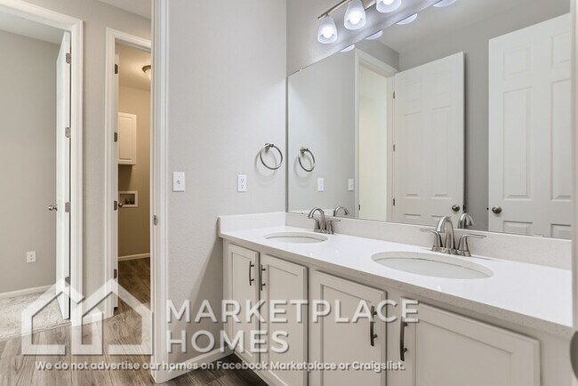 Building Photo - 27003 E Archer Ave