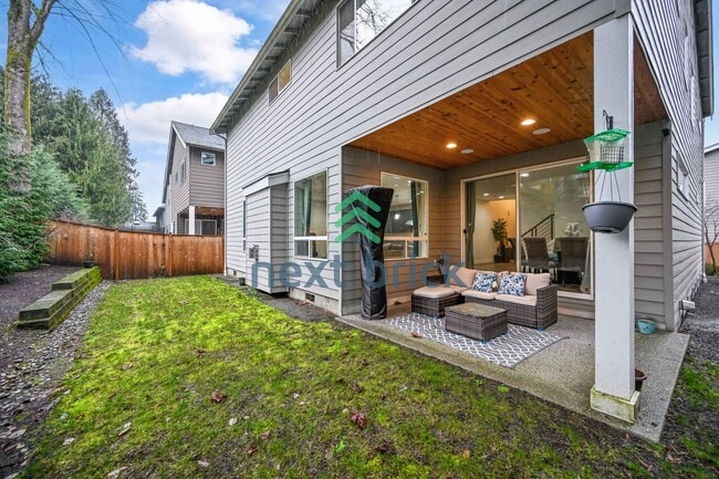 Building Photo - Stunning 4-Bedroom, 3-Bathroom East-Facing Cul-De-Sac Home in Laterra Estates