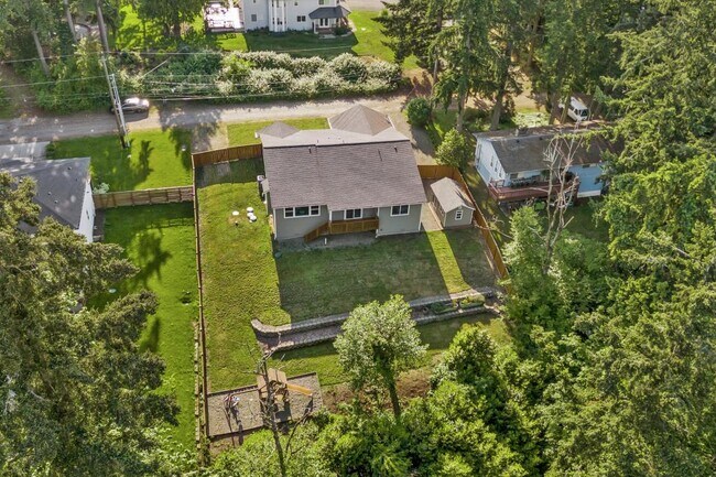 Building Photo - 3807 29th Ave Ct E