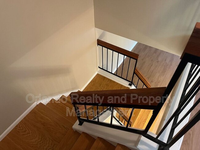 Building Photo - 2644 Lancaster Ct