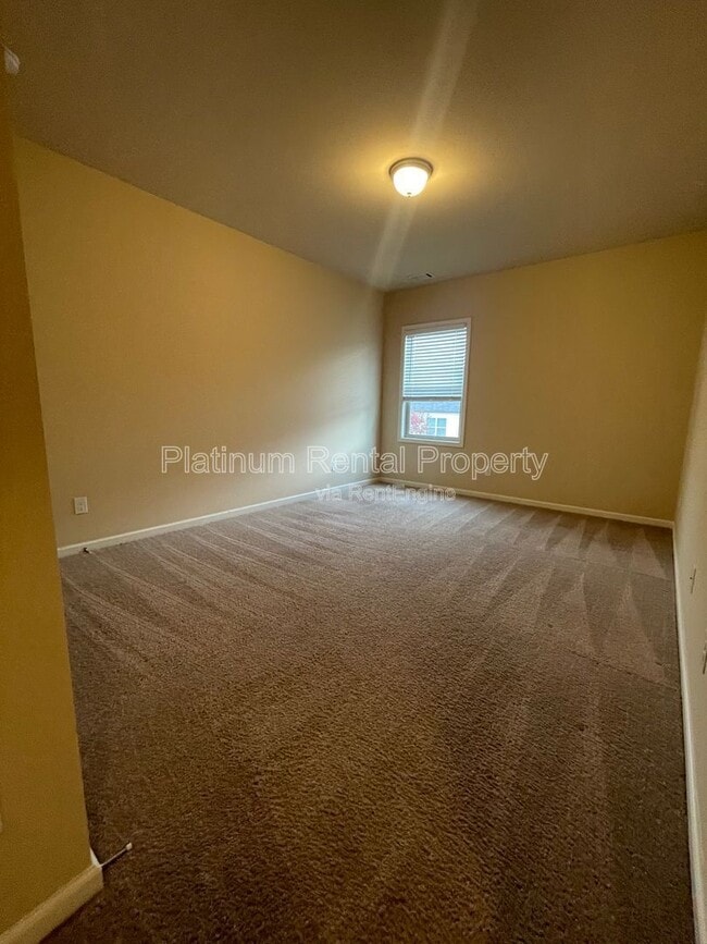 Building Photo - 5755 Rialto Way