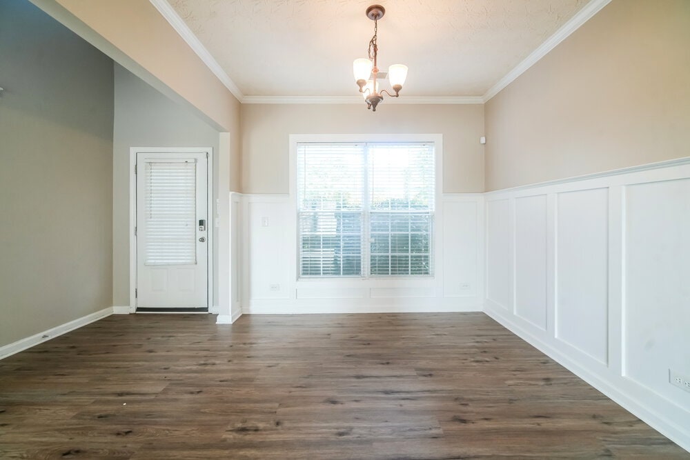 Building Photo - 216 Winterbury Dr