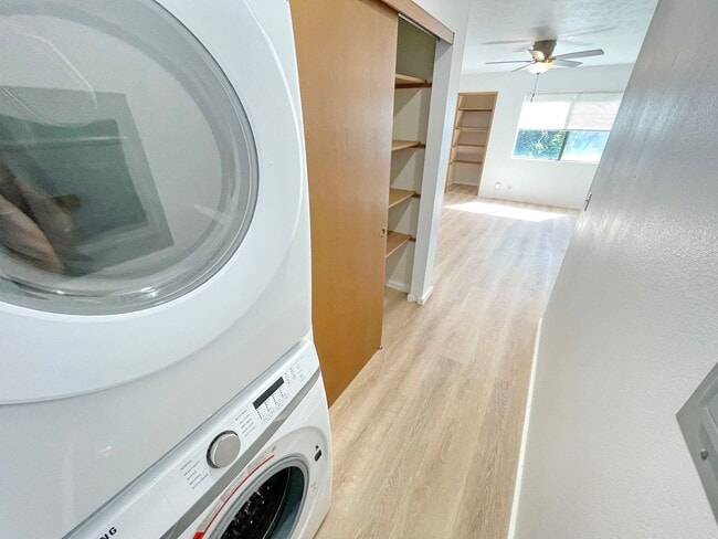 Building Photo - South Kihei 2 Bedroom / 1 Bathroom Unfurnished downstairs unit  - Peekaboo Ocean View