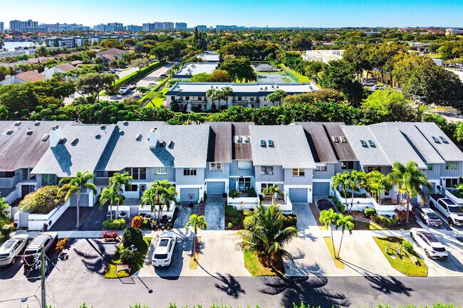 Building Photo - 2940 Florida Blvd